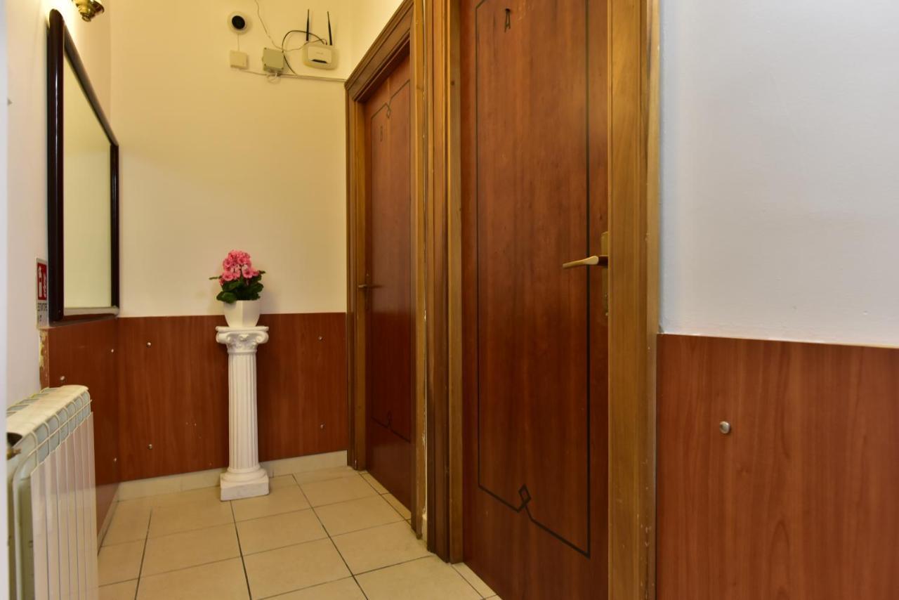 B&B Rome Terminal House Buitenkant foto