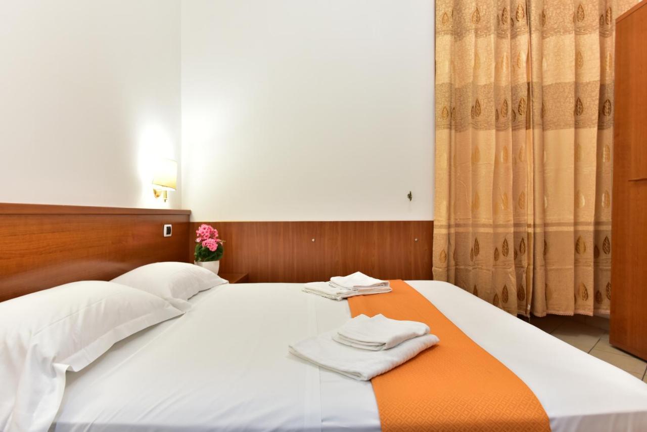 B&B Rome Terminal House Buitenkant foto